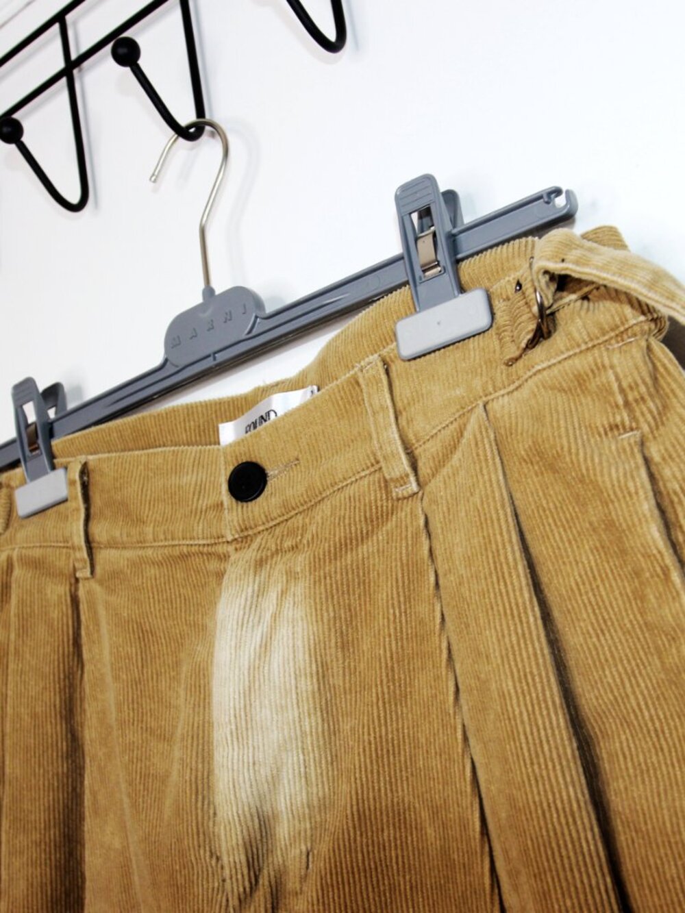 BNWT AW25 FOUND PLEATED CORDUROY PANTS 30 - Picture 4 of 12
